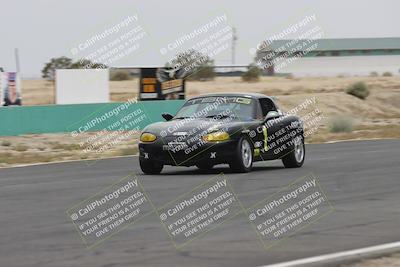 media/Jun-01-2025-CalClub SCCA (Sun) [[eae223c5dd]]/Group 5/Race (Front Straight)/